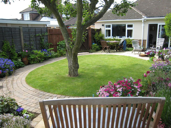 Christine Lees Garden Design A Garden In Bedfordshire